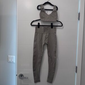 Set Active Grey Seamless Workout Set
